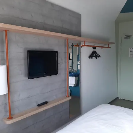 Ibis Budget Bar Le Duc 2* בר-לה-דוק