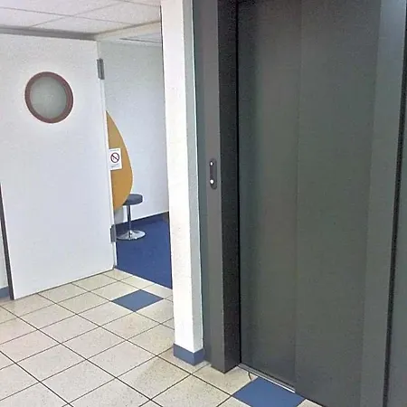 Ibis Budget Bar Le Duc 2* בר-לה-דוק
